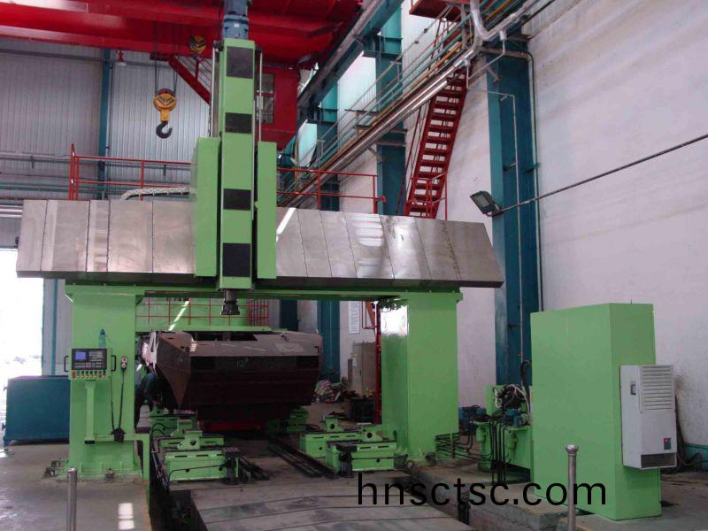 數控龍門鏜(tang)銑牀(chuang)