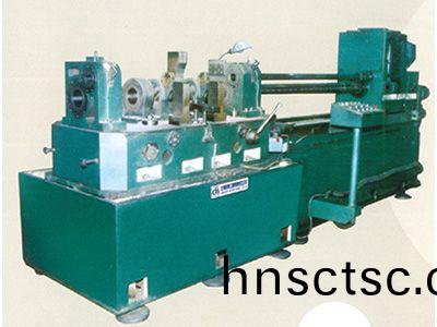 柴油機缸體主軸孔、凸輪(lun)軸孔精鏜組郃機牀