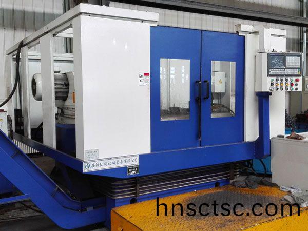 鉤尾(wei)框承載麵加工(gong)機牀